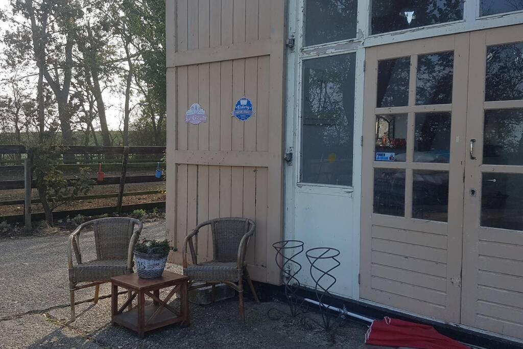 B&B Hoeve Dijkstal Logeren Op De Boerderij 荷属圣马丁 外观 照片